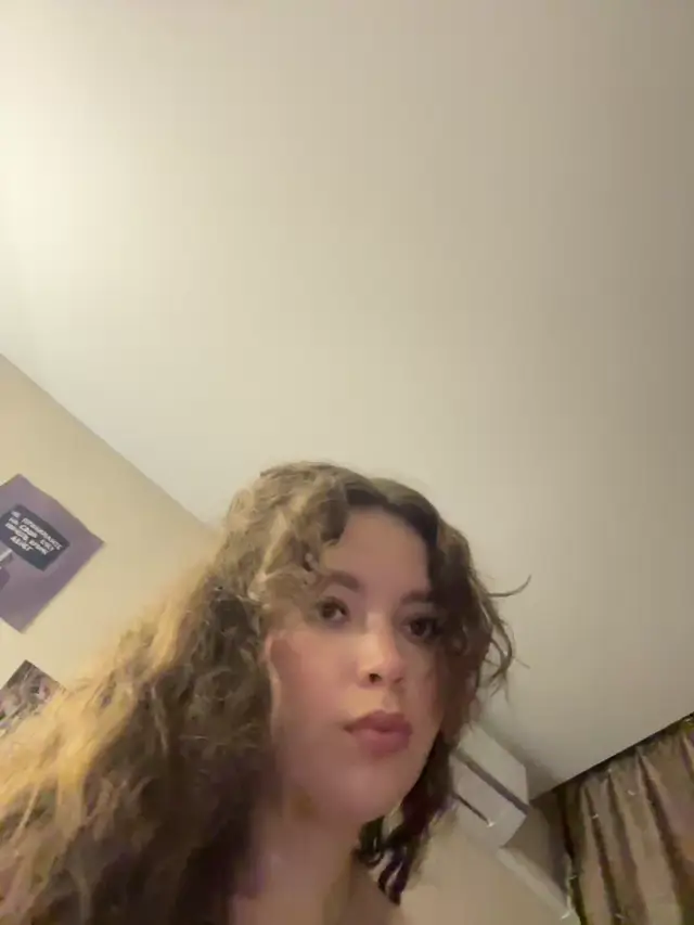YourLadyyy recorded show